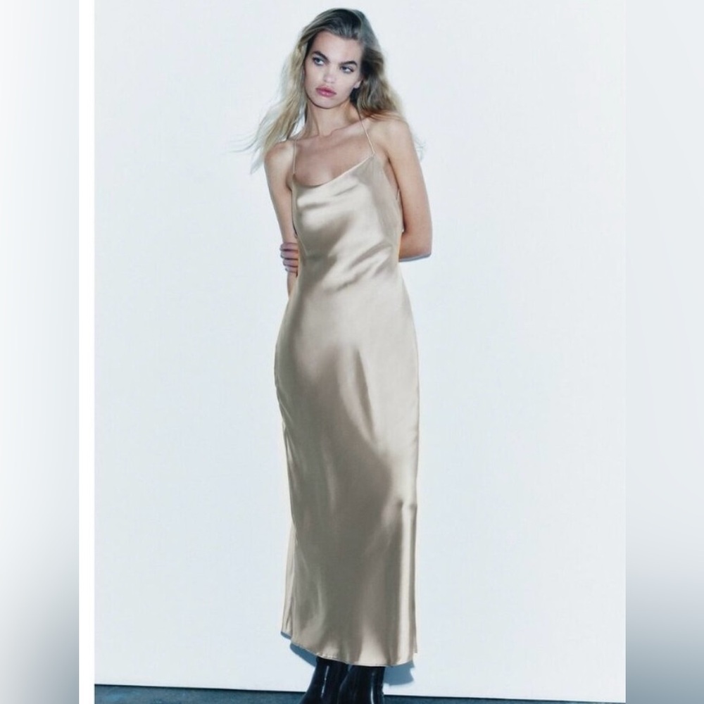 Zara satin dress - Picture 1 of 8
